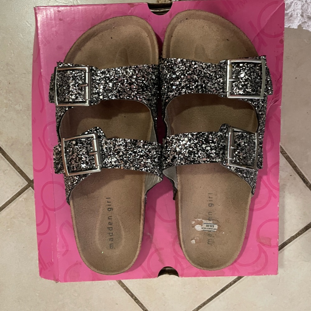 Madden Girl used sandals.